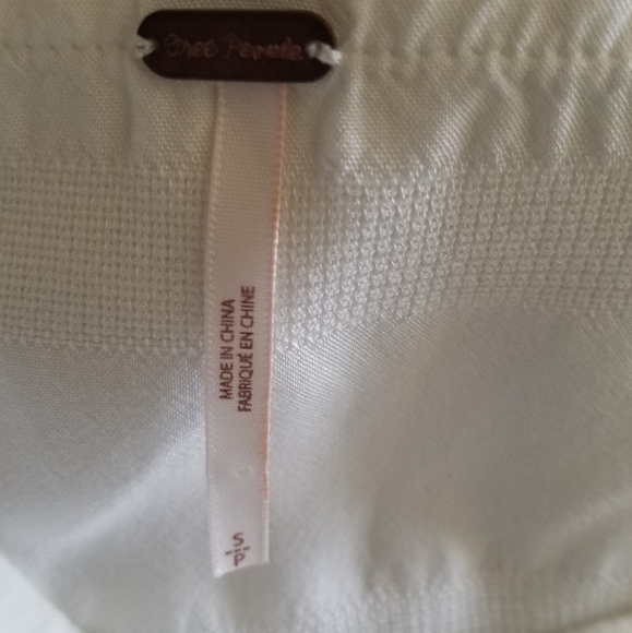 Free People V Neck Front Tie Bell Sleeve Cream Blouse Size Small - Picture 7 of 14